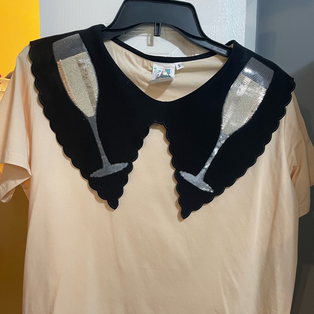 EUC Boutique Holiday Top Size Small